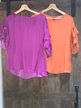 Load image into Gallery viewer, Ily ruffled sleeve blouse
