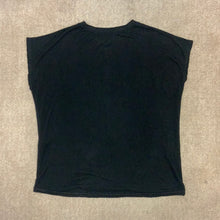 Load image into Gallery viewer, Gigi V neck Top
