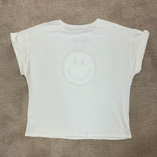 Load image into Gallery viewer, All smiles graphic t-shirt
