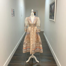 Load image into Gallery viewer, Nadia dress with belt
