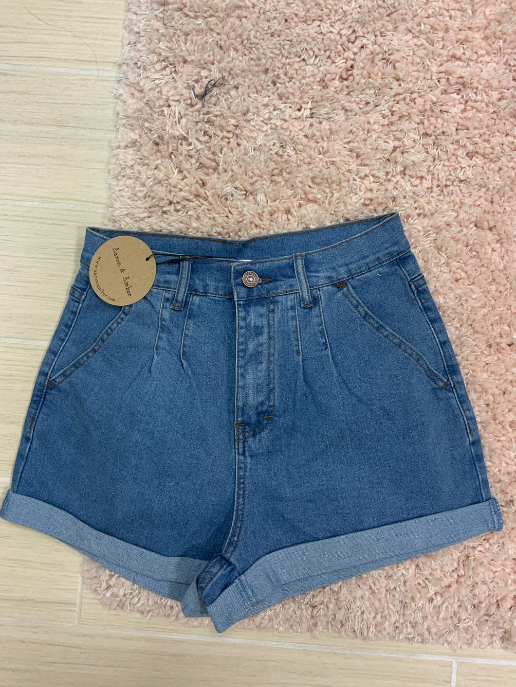 Adriana pleated shorts